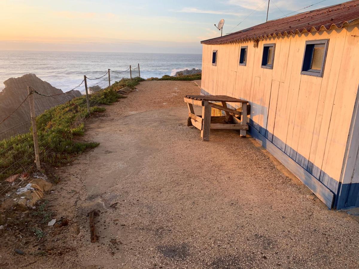 Almograve Beach Hostel Exterior photo